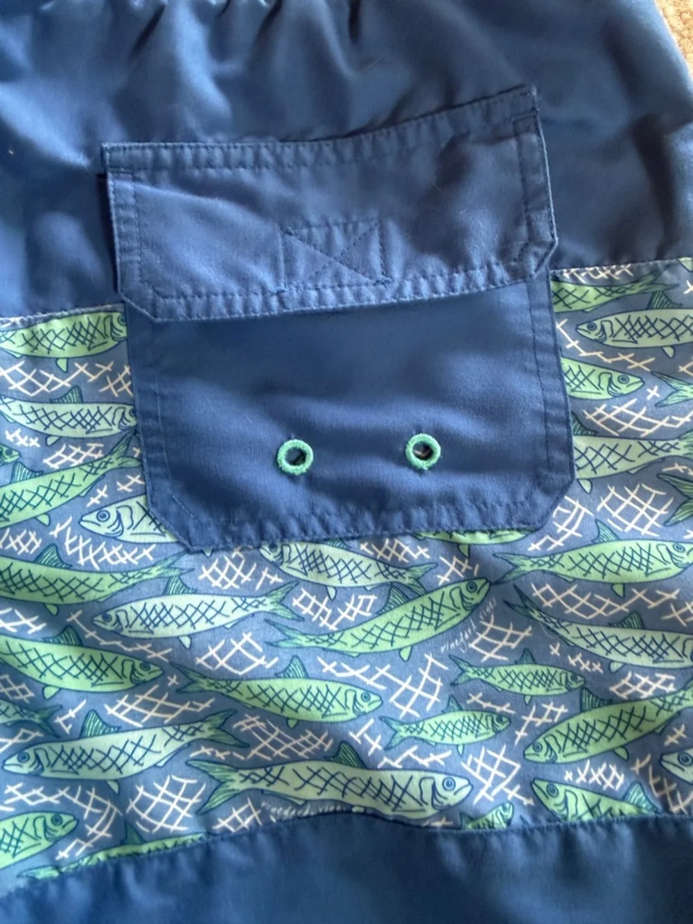 Vineyard Vines Boys' Fish Swim Trunks Blue Green Pockets No Lining Size L 16